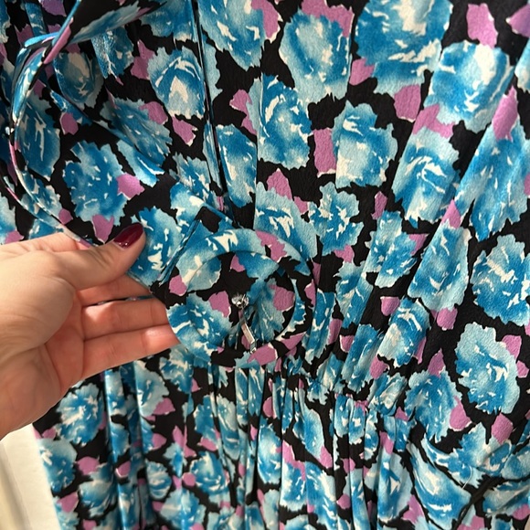 Zara dress with belt - Picture 4 of 5